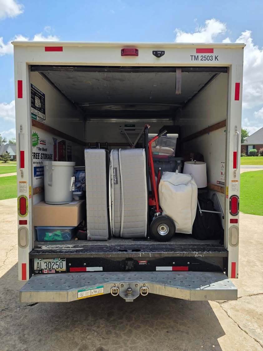 Yesterday, during six hours of rough riding in a U-Haul, Melissa and I enjoyed the great love…